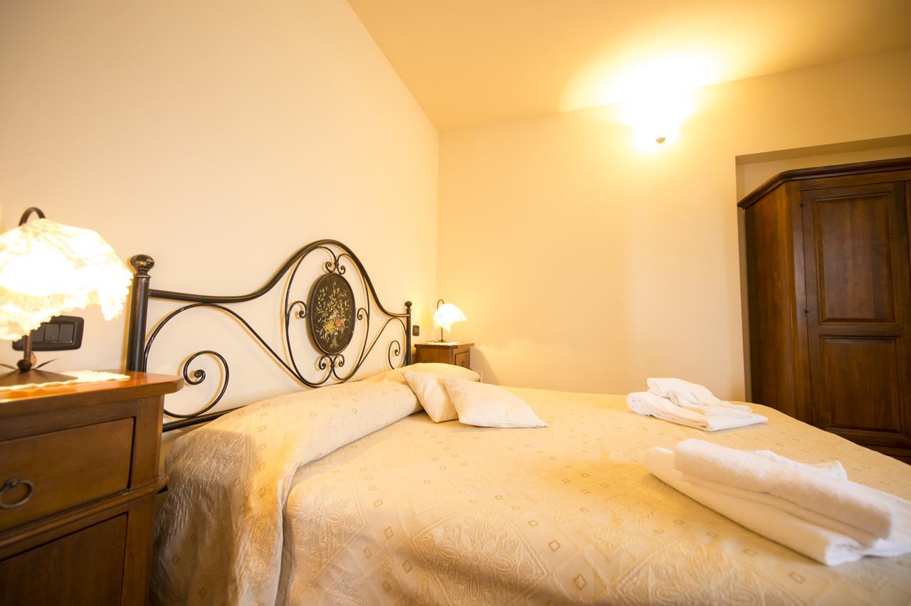 Agriturismo Poggio Corbello La Pesta Ngoại thất bức ảnh